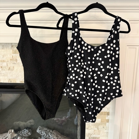 One Piece Bundle Black bonus swim bandeau top - Picture 1 of 12